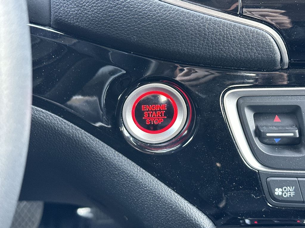 2022 Honda Pilot Touring photo 18