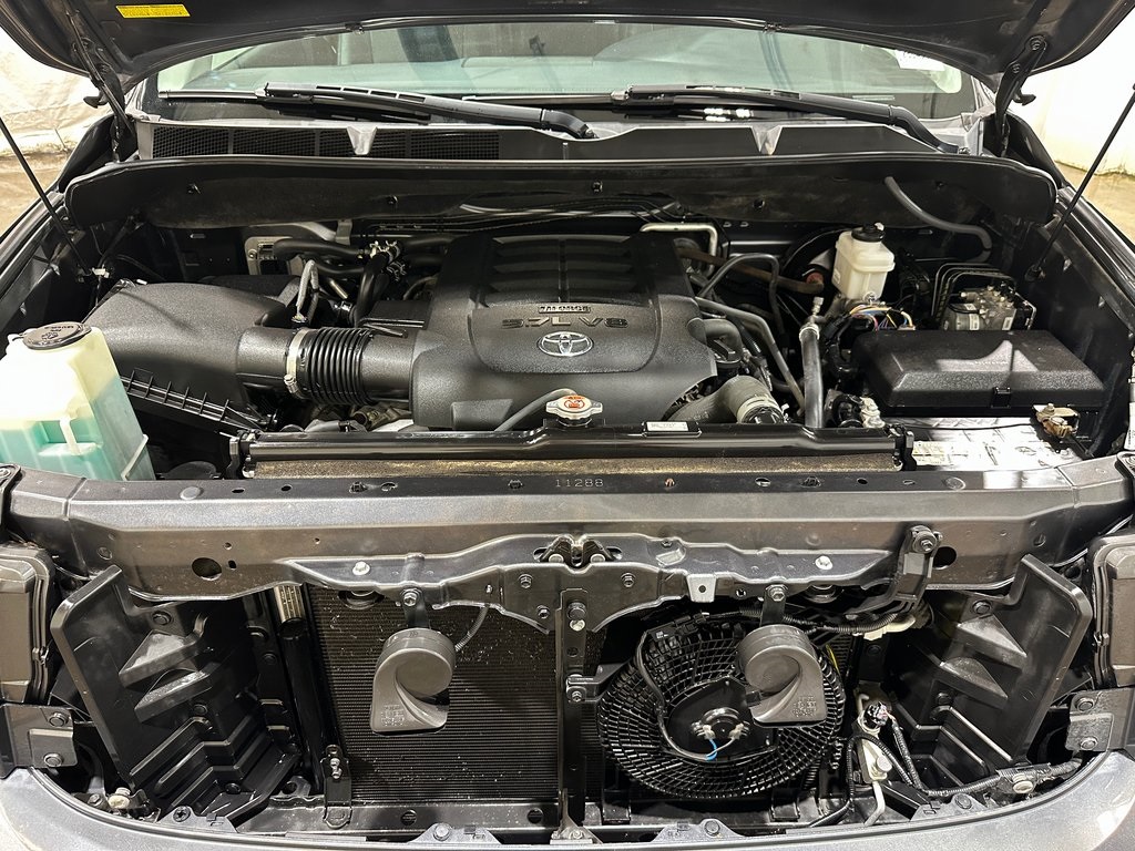 2019 Toyota Sequoia SR5 photo 11