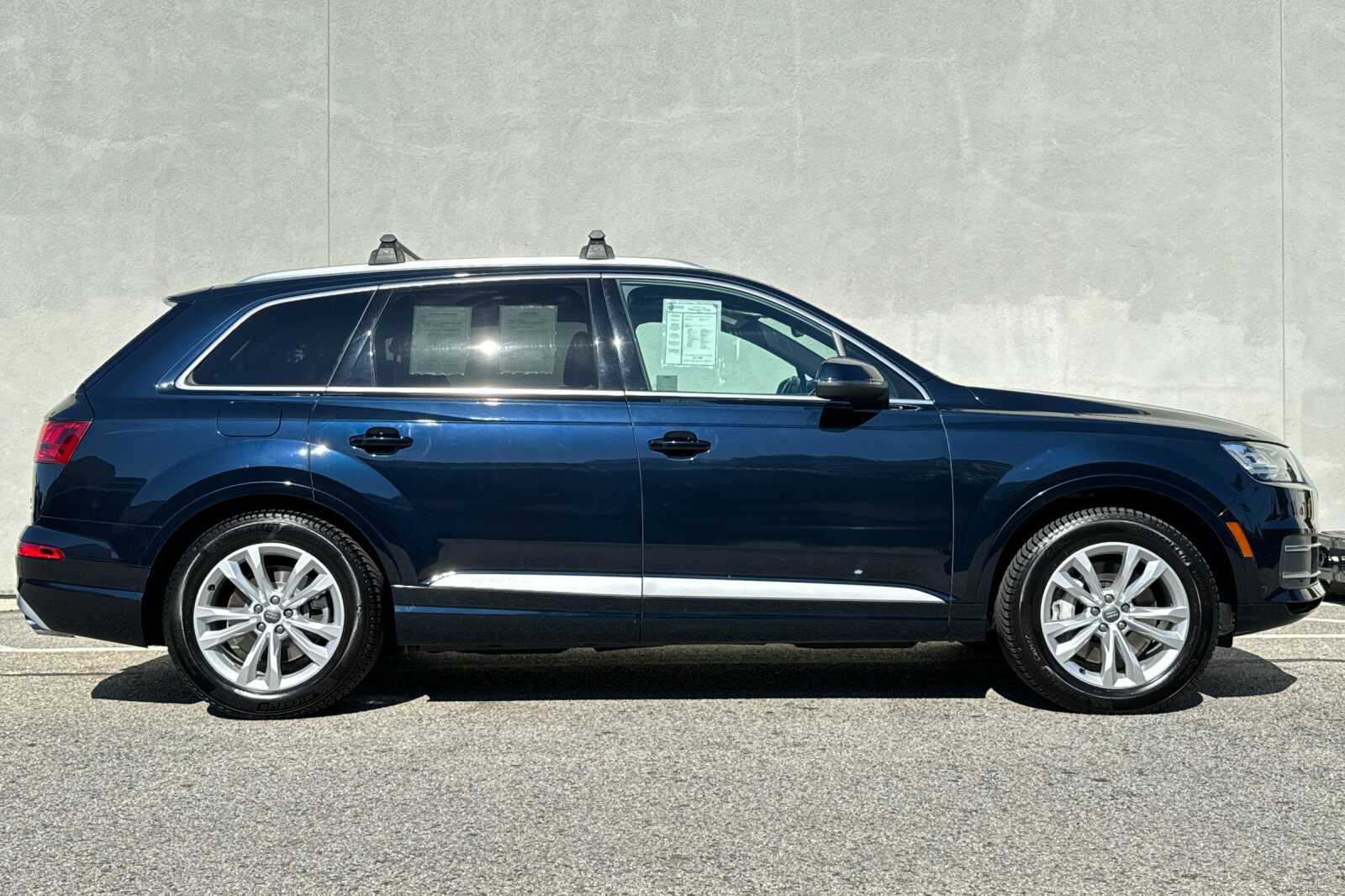2017 Audi Q7 3.0T Premium Plus photo 3