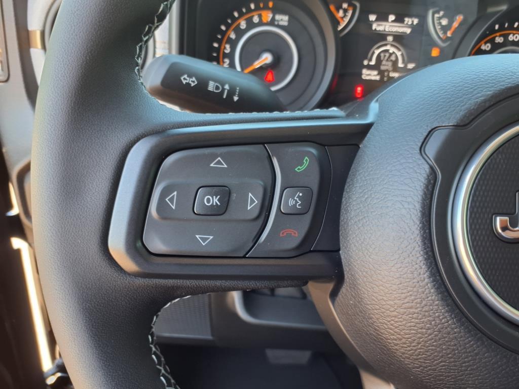 2025 Jeep Gladiator Sport S photo 12