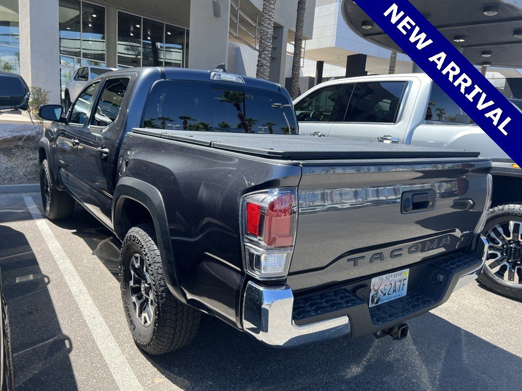 2022 Toyota Tacoma V6 photo 3