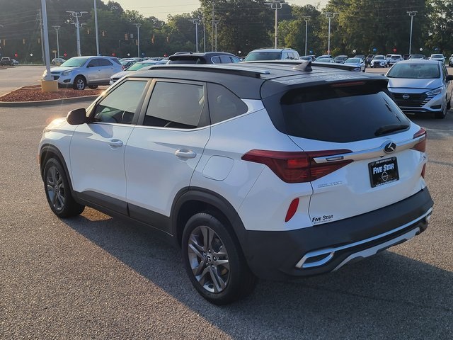 2021 Kia Seltos S photo 6