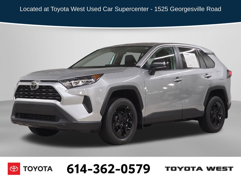 2022 Toyota RAV4 LE
