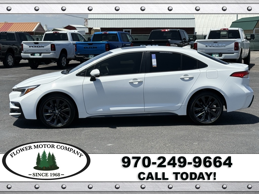2024 Toyota Corolla SE Premium photo 4