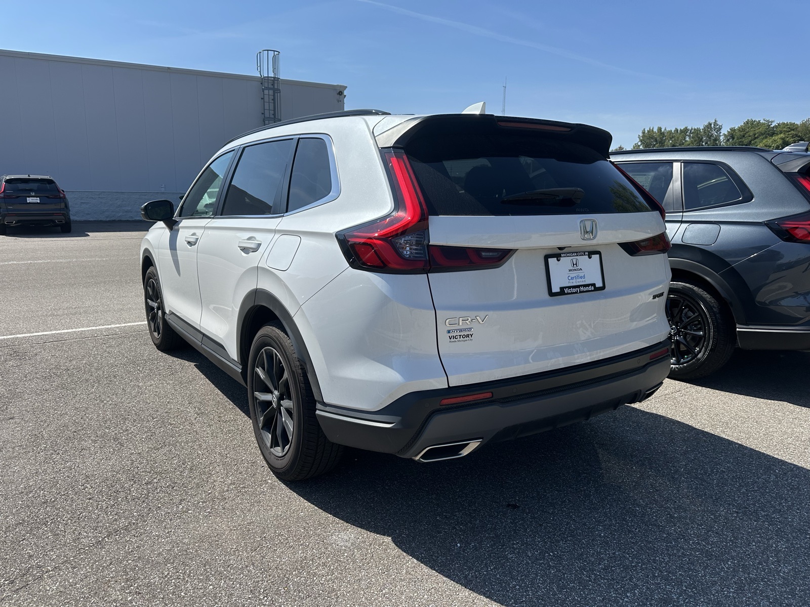 2025 Honda CR-V Hybrid Sport-L photo 3
