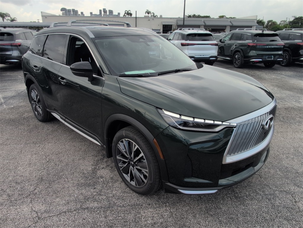 2026 Infiniti QX60 Luxe photo 2