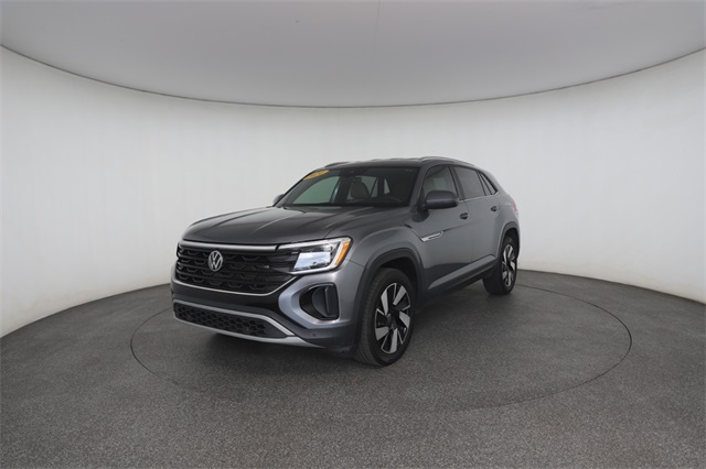 2024 Volkswagen Atlas Cross Sport SE Technology photo 2