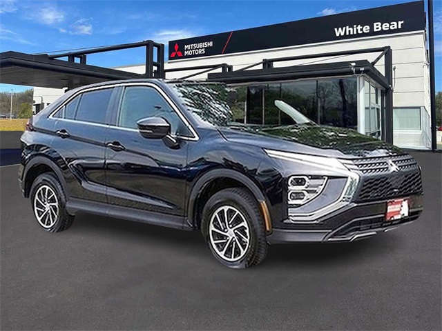 2025 Mitsubishi Eclipse Cross ES's photo