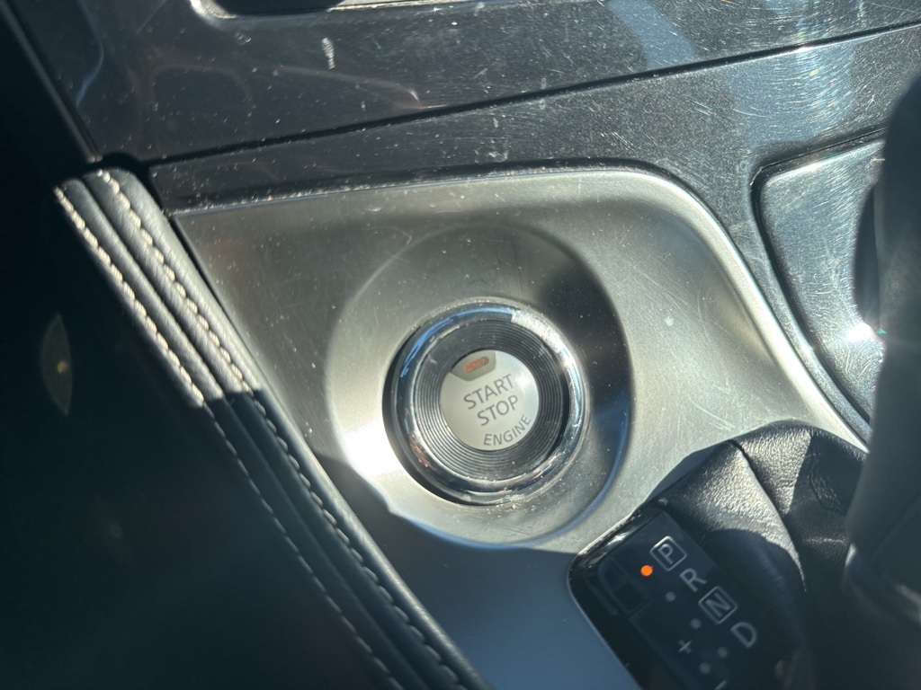 2018 Nissan Maxima SV photo 22