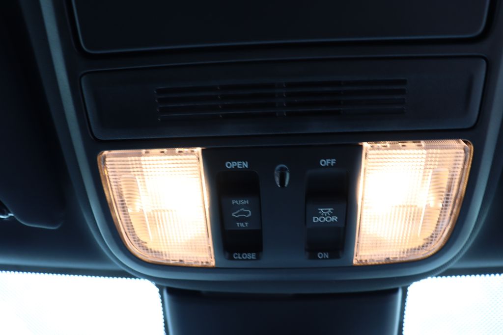 2026 Honda Odyssey photo 24