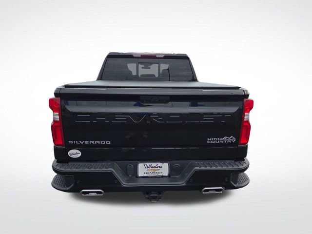 2022 Chevrolet Silverado 1500 High Country photo 3