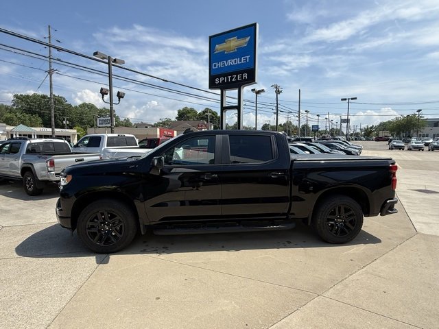2025 Chevrolet Silverado 1500 RST photo 3