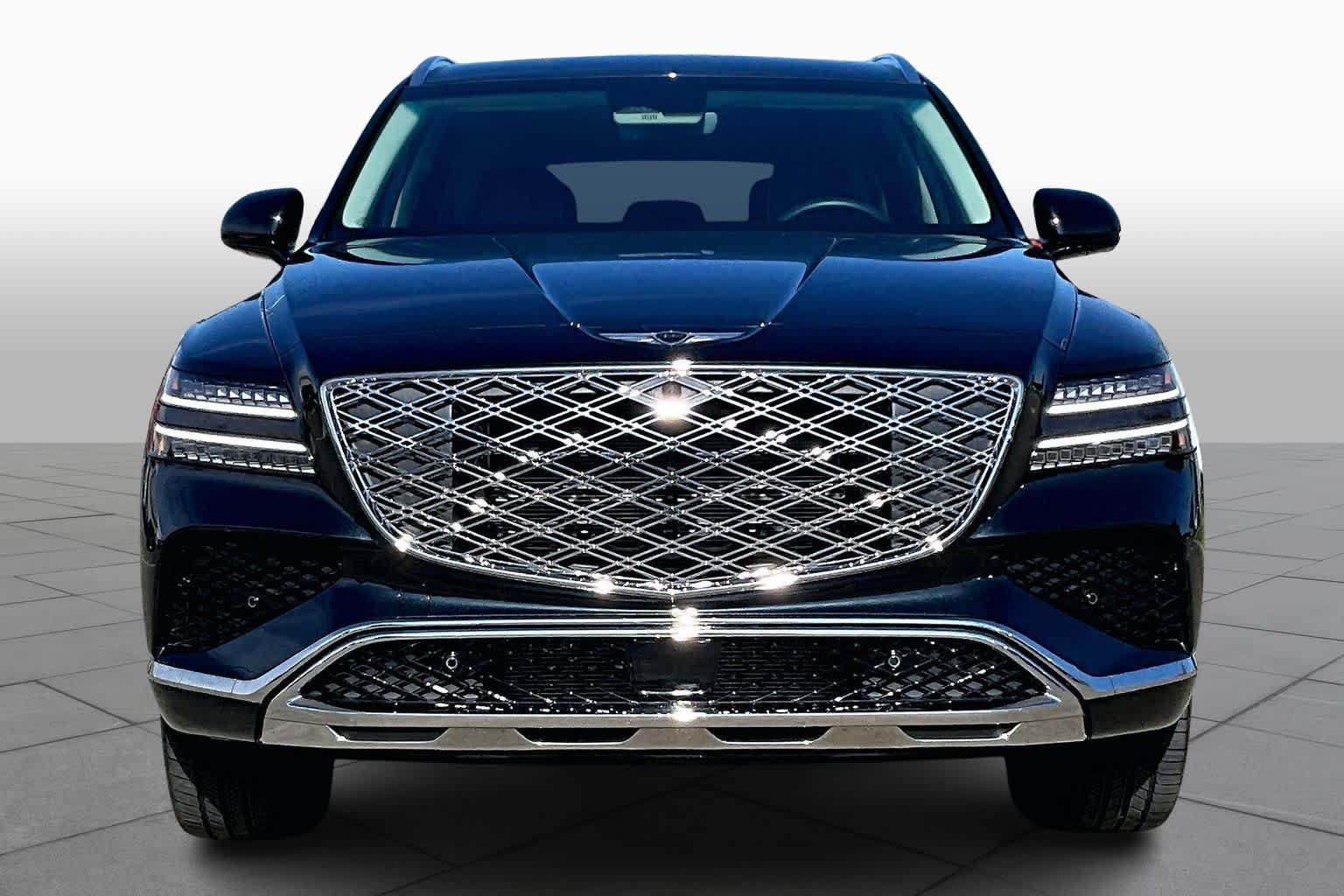 2025 Genesis GV80 Prestige AWD photo 3