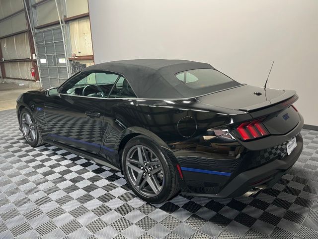 2024 Ford Mustang GT Premium photo 3