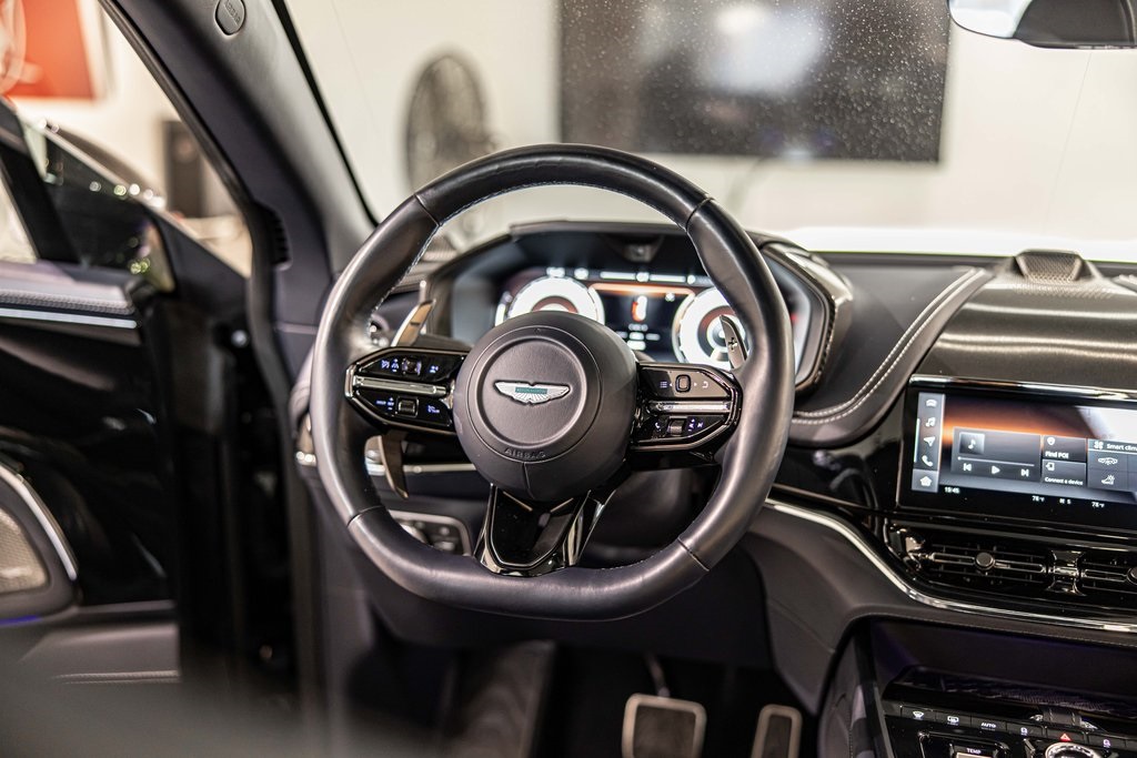 2025 ASTON MARTIN DBX - Image 40