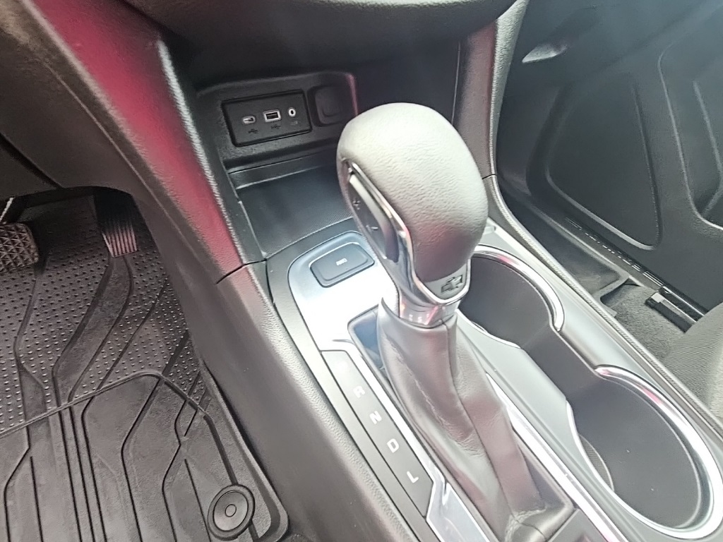 2023 Chevrolet Equinox LT photo 28