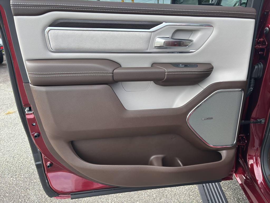 2026 Ram 1500 Laramie photo 20