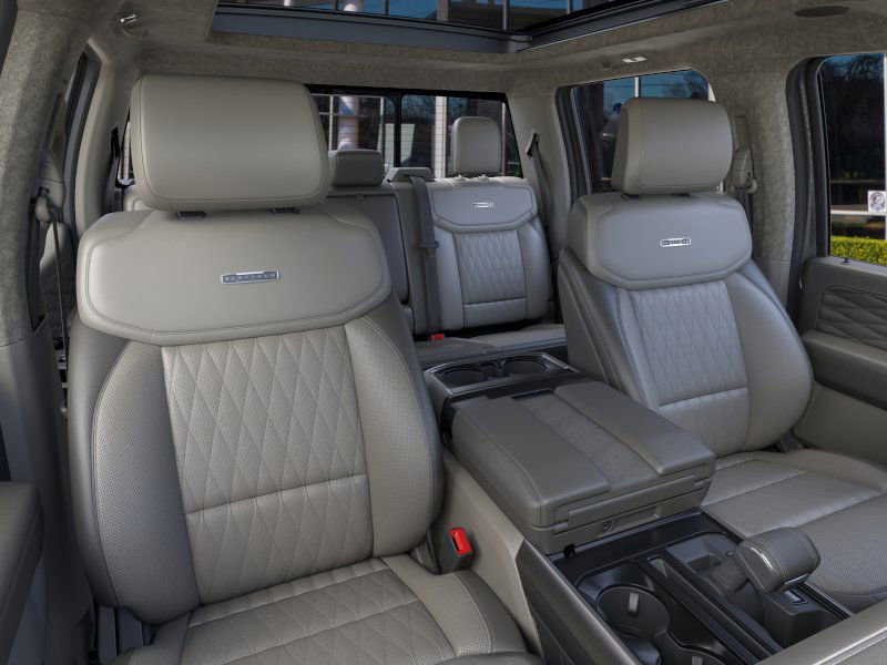 2025 Ford F-150 Platinum photo 10