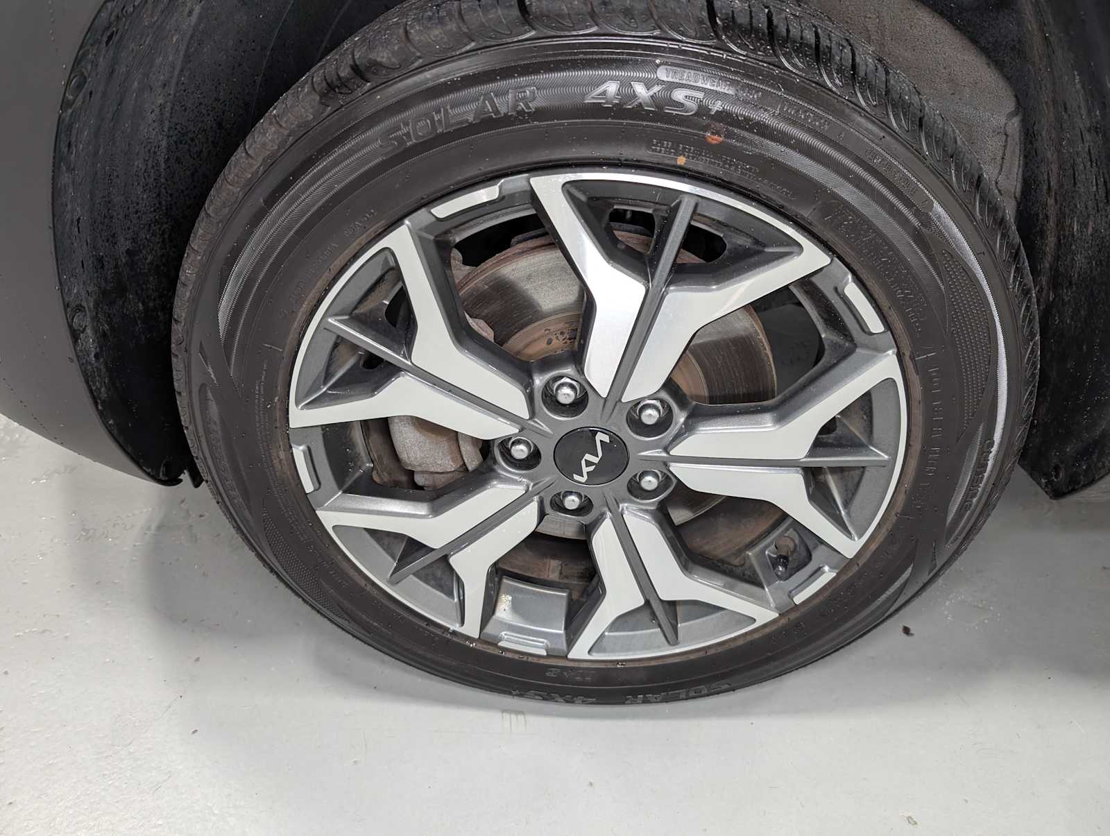 2023 Kia Seltos EX photo 3