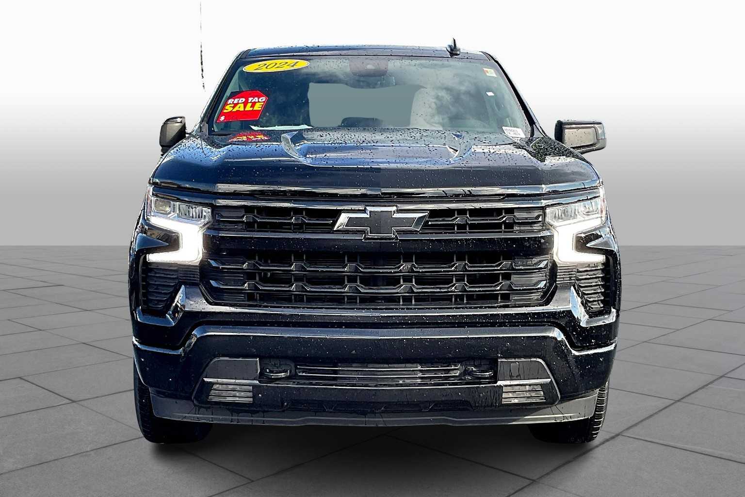 2024 Chevrolet Silverado 1500 RST photo 3