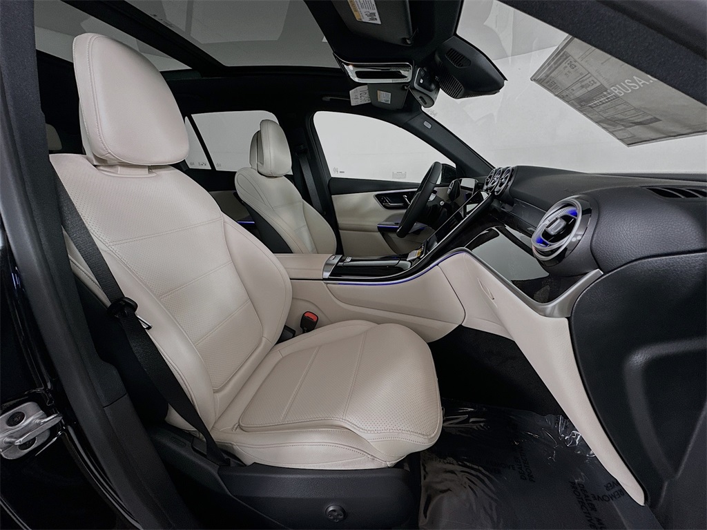 2026 Mercedes Benz GLC 300 4MATIC photo 25