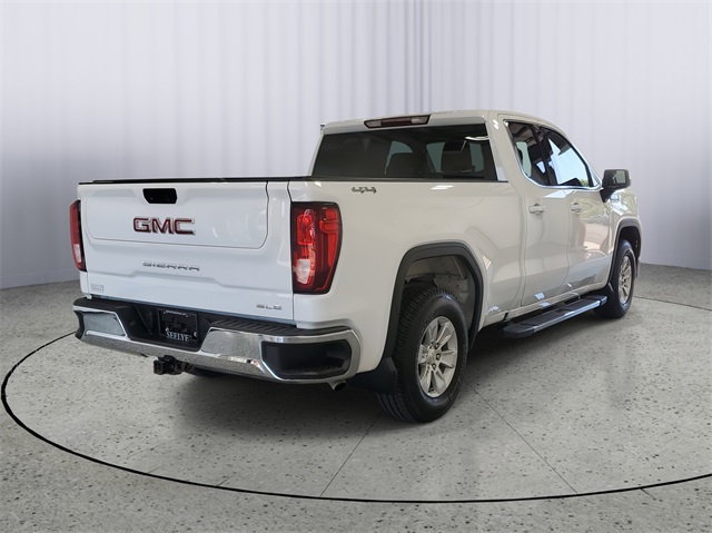 2022 Gmc Sierra 1500 SLE photo 3