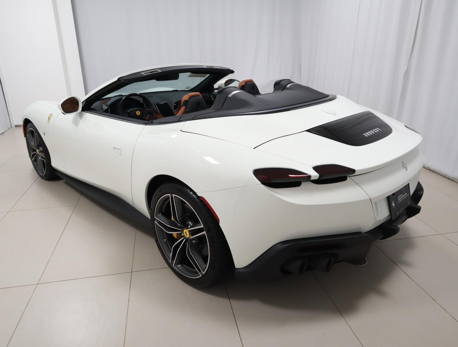 2024 Ferrari Roma Spider photo 15