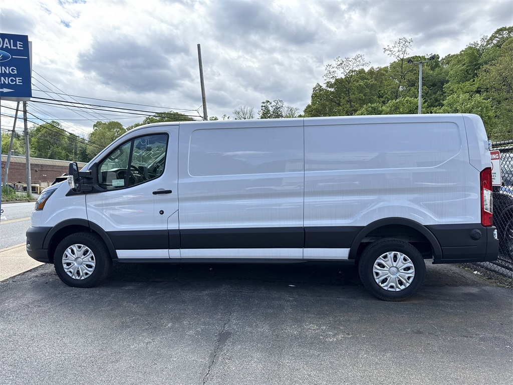 2024 Ford Transit Cargo Van photo 3