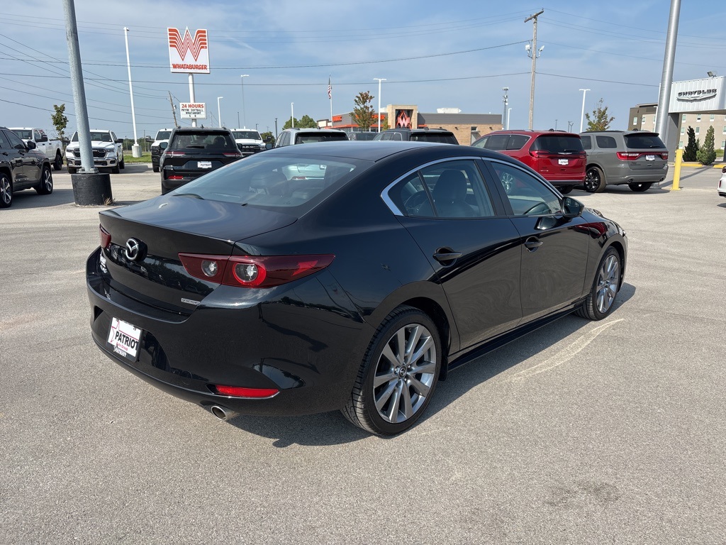 2024 Mazda Mazda3 2.5 s Preferred photo 3