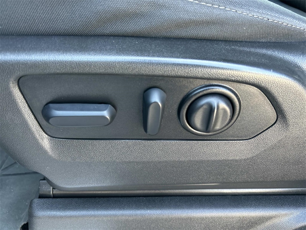 2022 Chevrolet Silverado 1500 RST photo 26