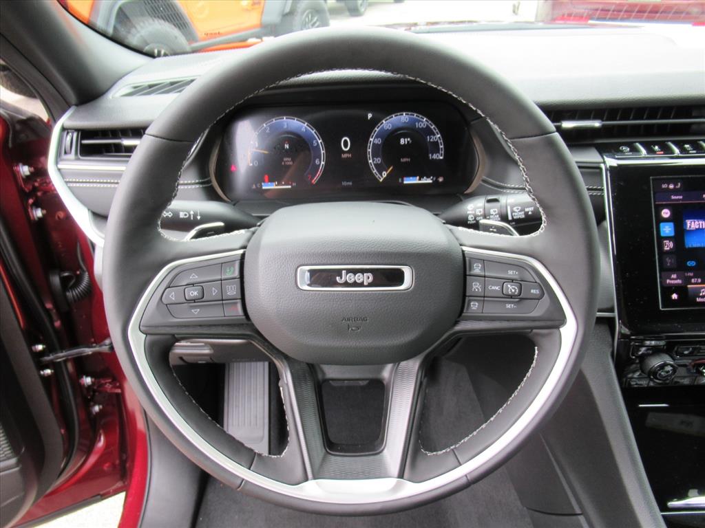2025 Jeep Grand Cherokee Laredo X photo 15