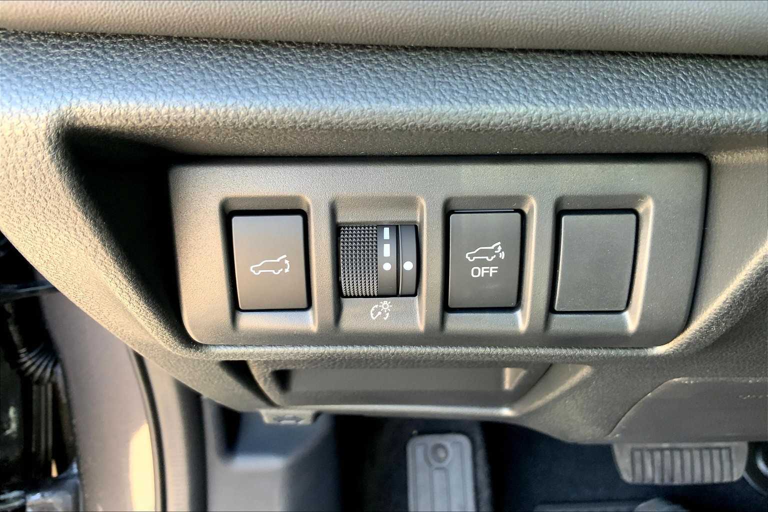 2025 Subaru Outback Touring XT photo 16