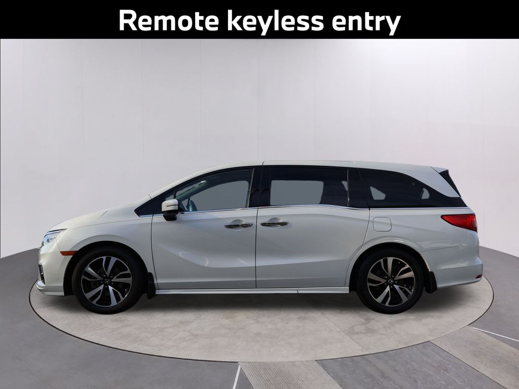 2018 Honda Odyssey Elite photo 4