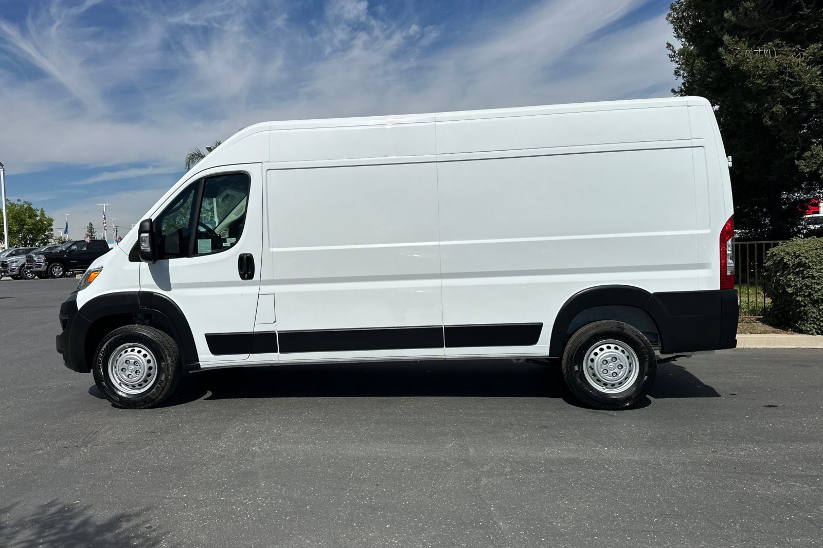2025 Ram ProMaster 2500 photo 3