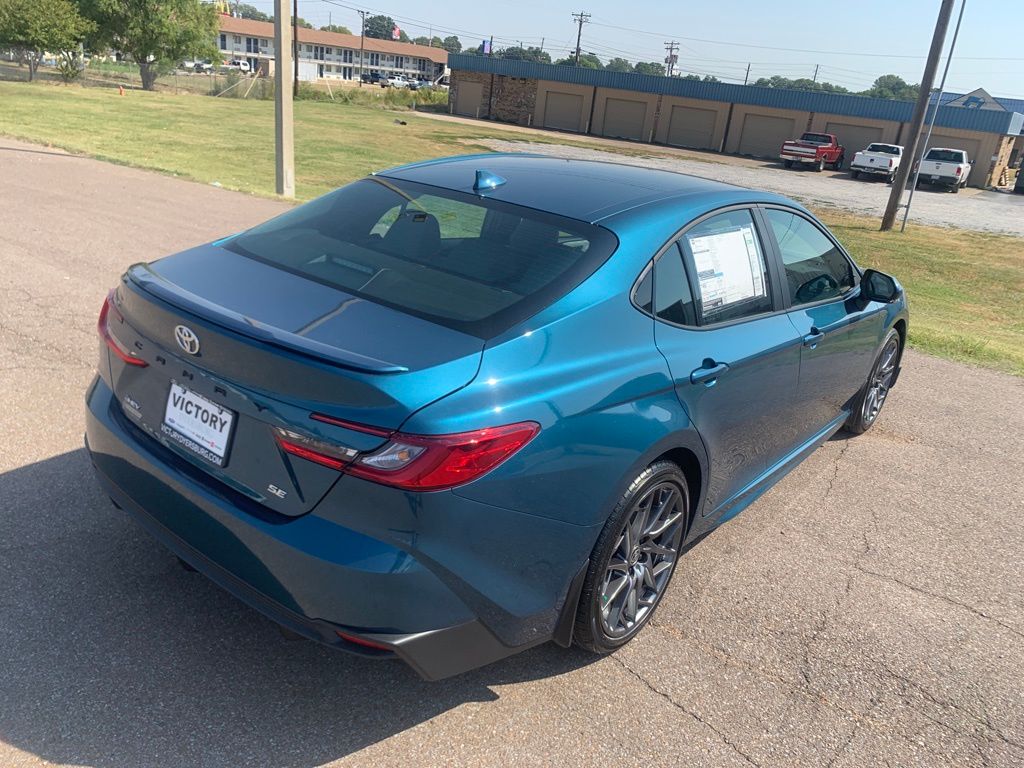 2026 Toyota Camry SE photo 7