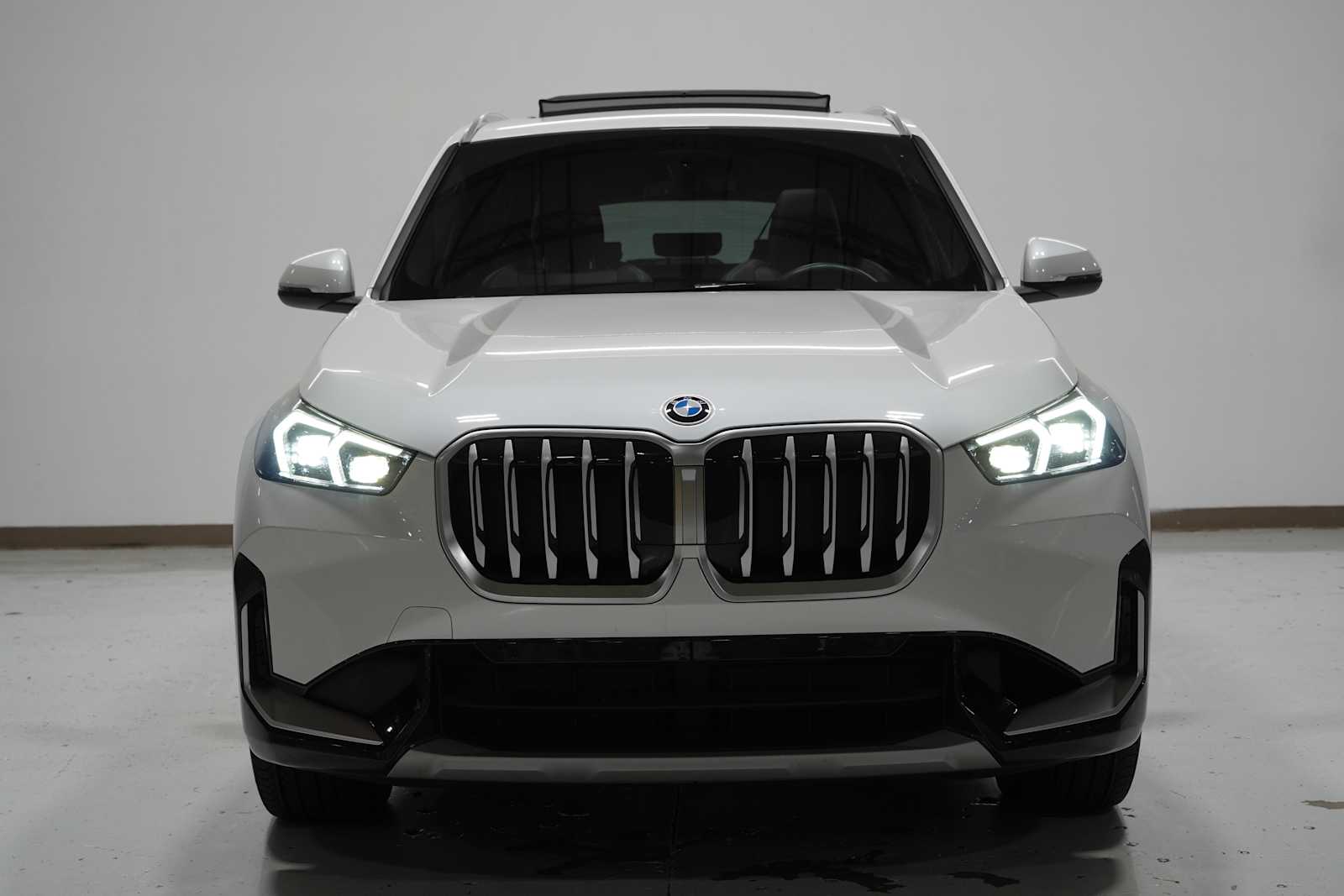 2025 Bmw X1 XDrive28i photo 2