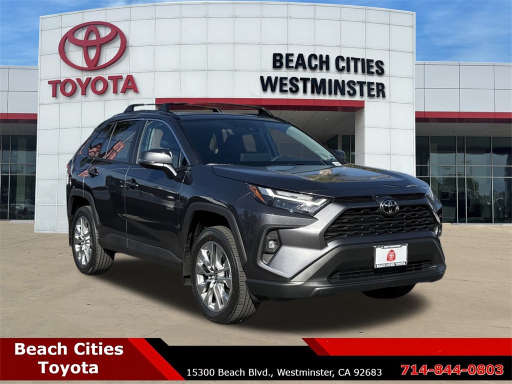 2025 Toyota RAV4 XLE Premium's photo