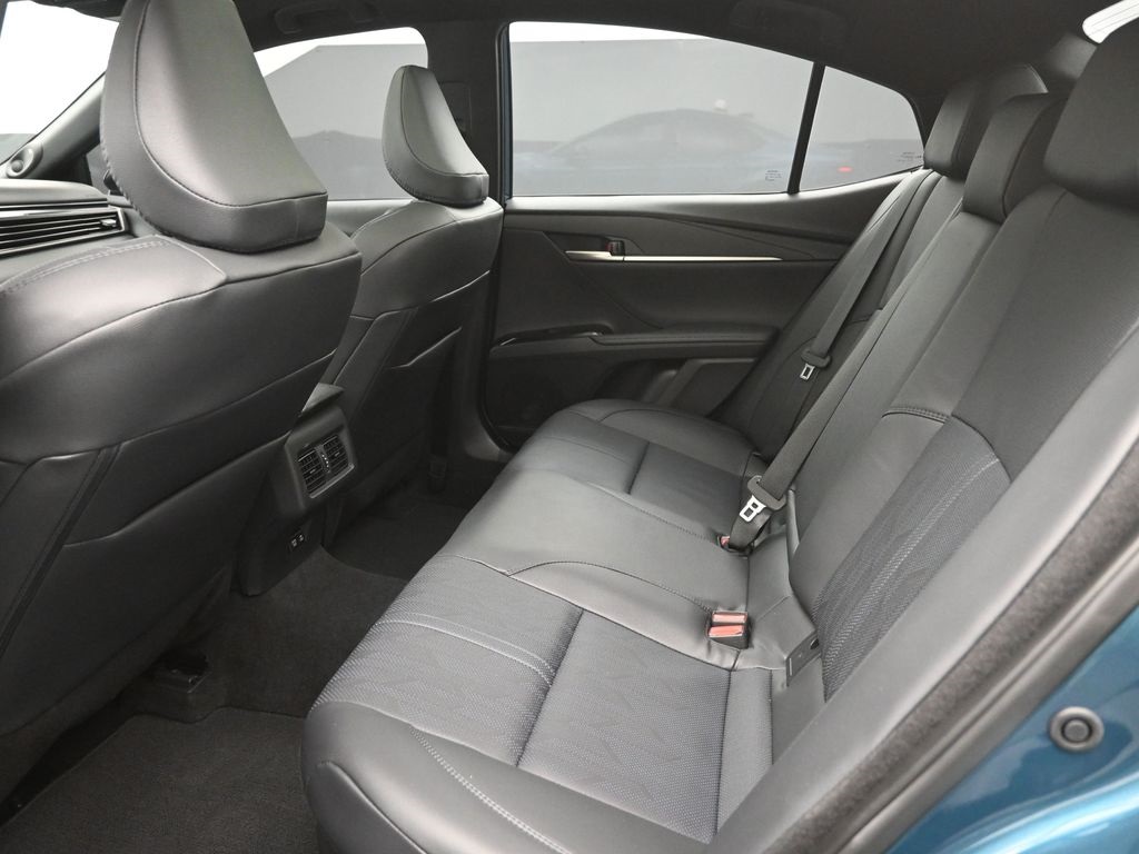2025 Toyota Camry XSE photo 2