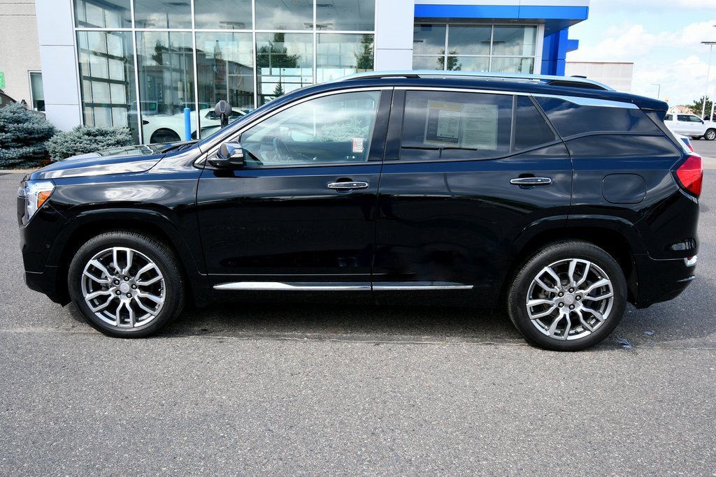 2022 Gmc Terrain Denali photo 3