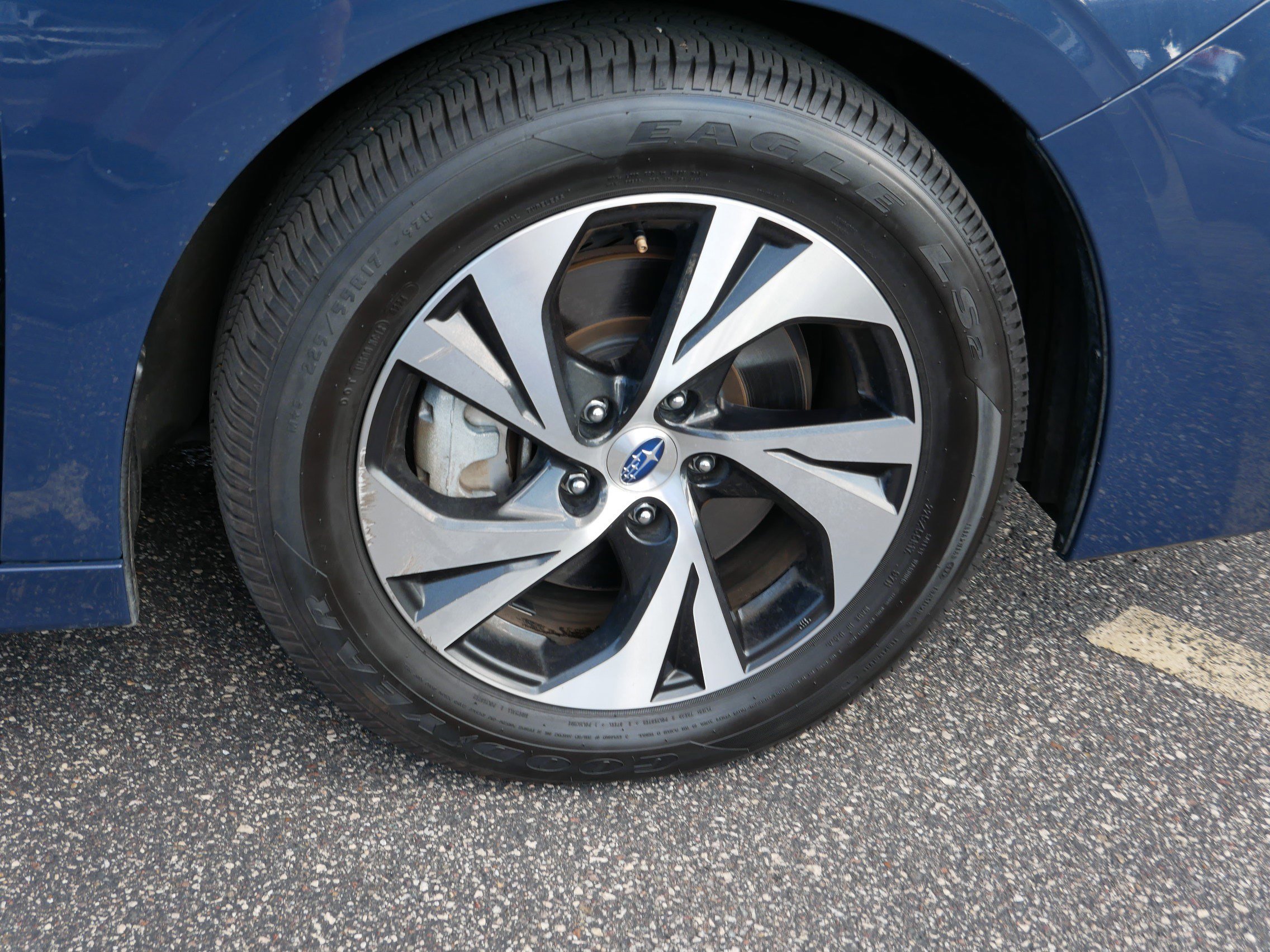 2023 Subaru Legacy Premium photo 14
