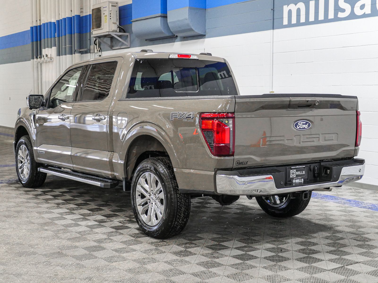 2025 Ford F-150 XLT photo 5