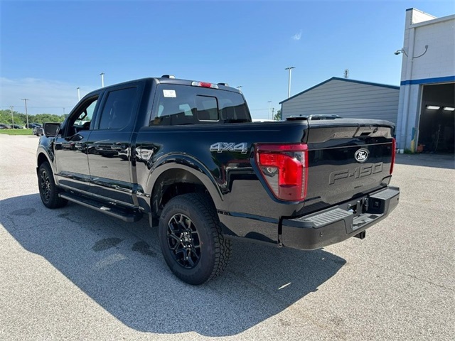 2025 Ford F-150 XLT photo 3