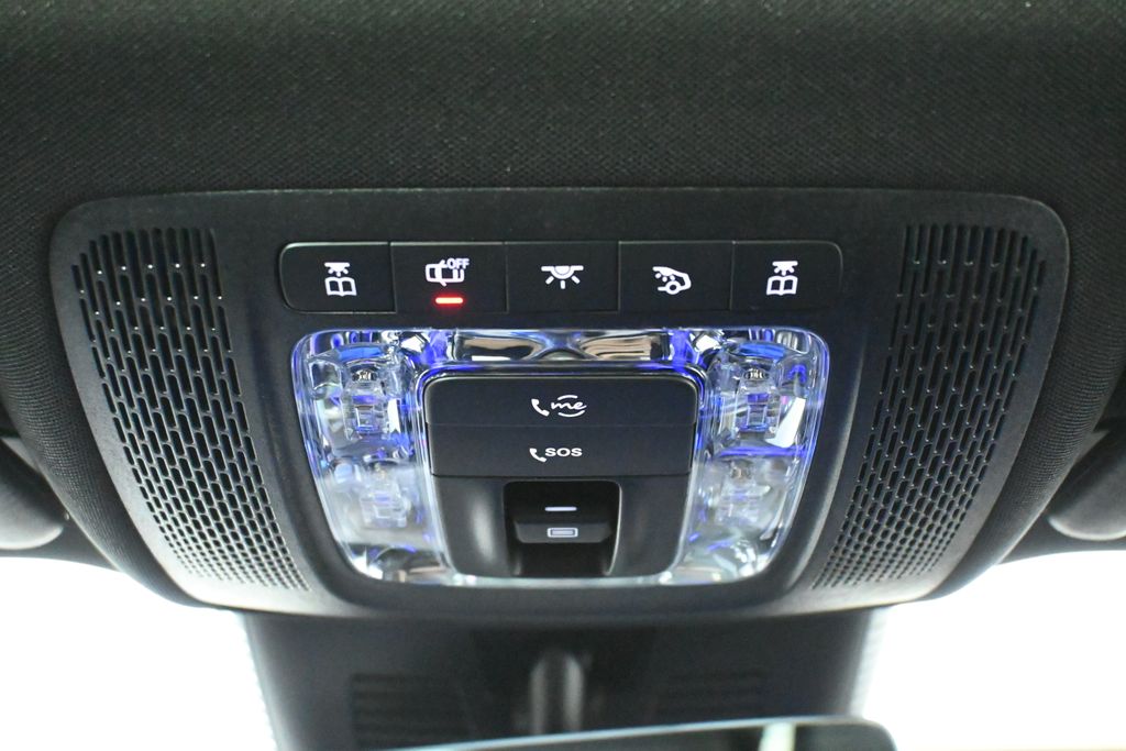 2025 Mercedes Benz GLB 250 4MATIC photo 14