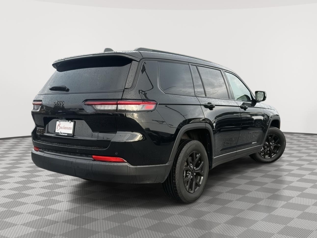 2024 Jeep Grand Cherokee Altitude photo 2