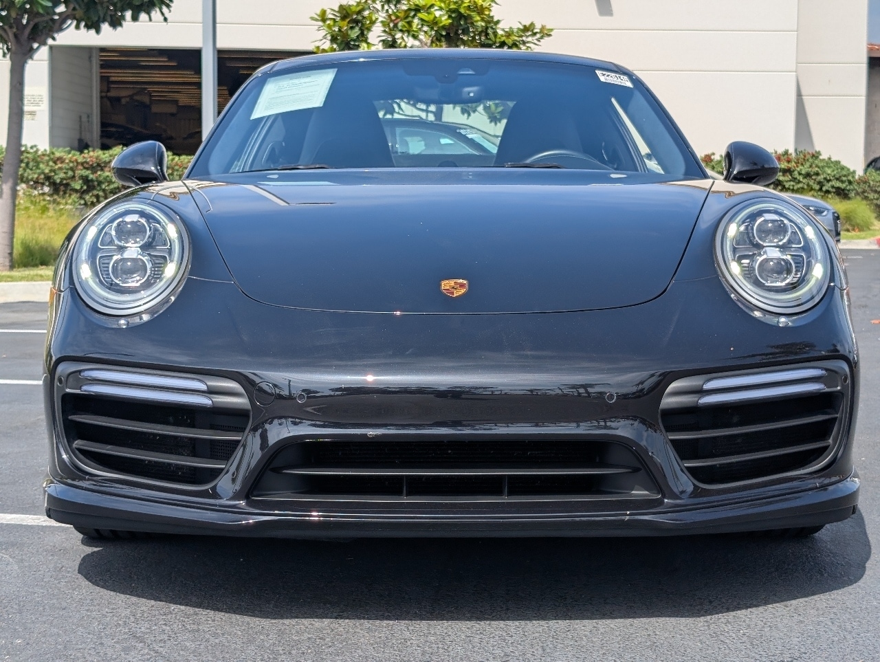 2017 Porsche 911 Turbo photo 3