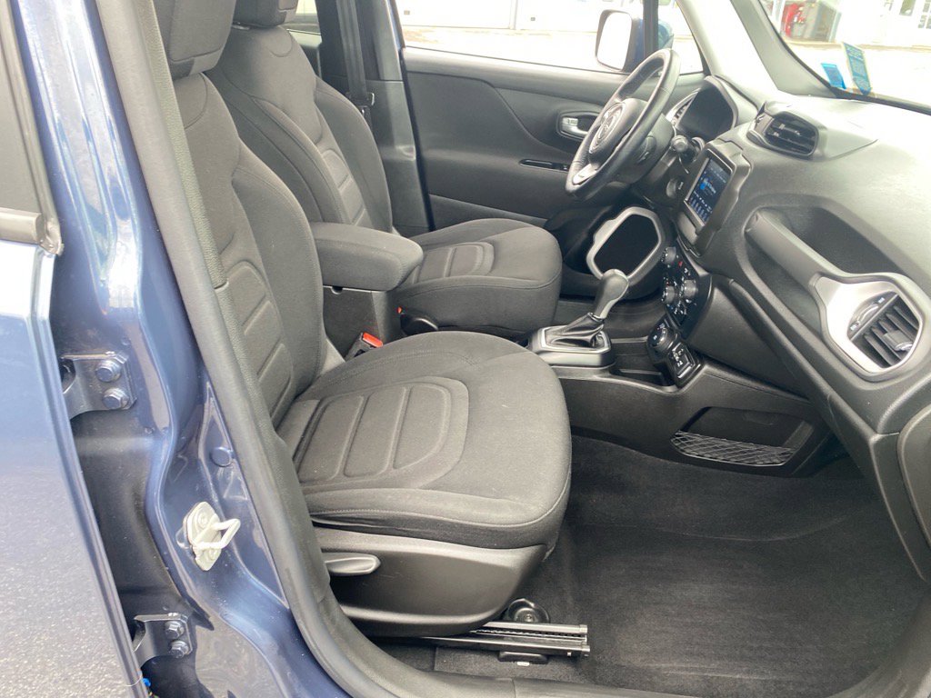 2021 Jeep Renegade Latitude photo 24