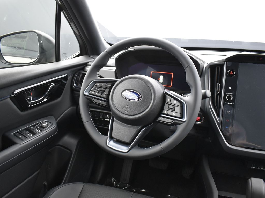 2025 Subaru Forester Limited photo 13
