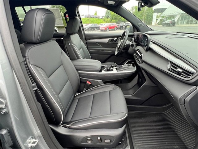 2025 Buick Enclave Preferred photo 17