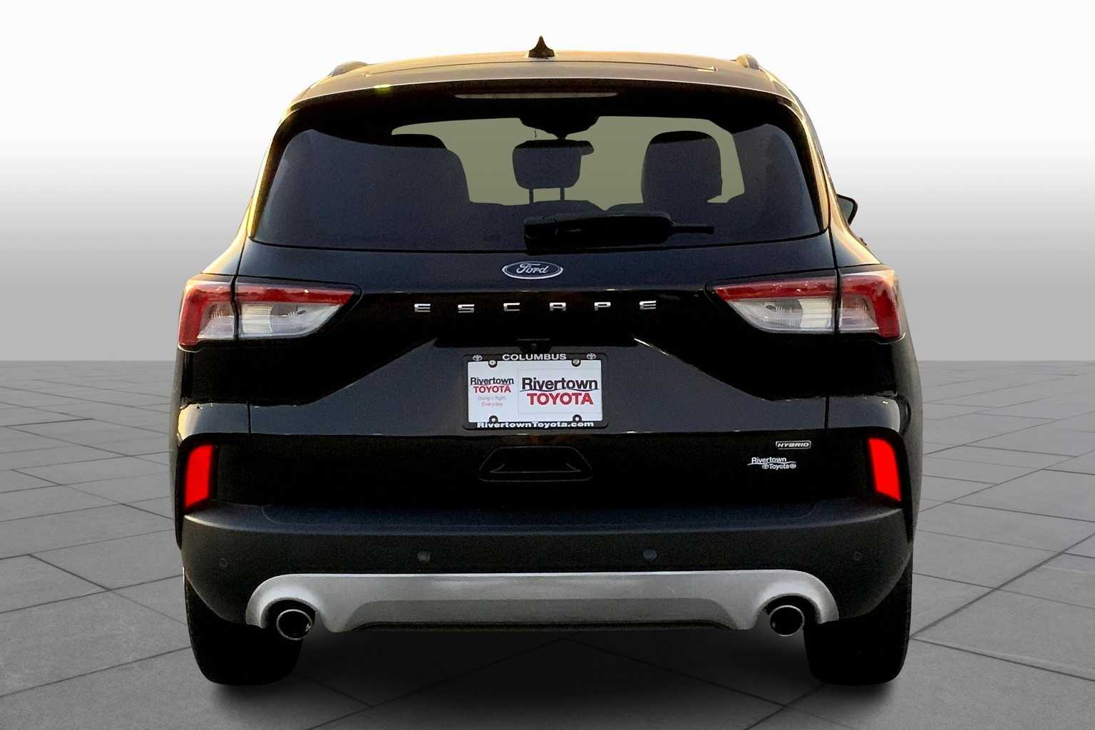 2020 Ford Escape SEL photo 4