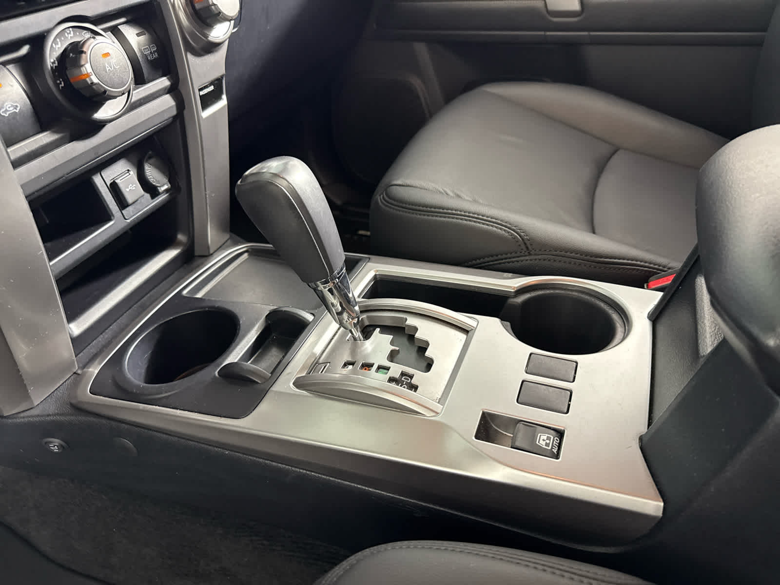 2021 Toyota 4Runner SR5 photo 30